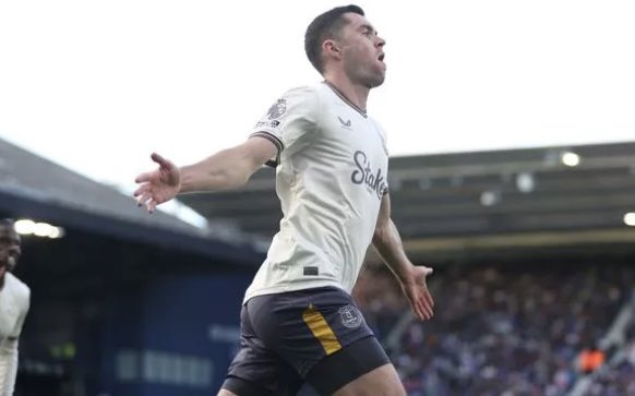 Since the start of the 23/24 season

Shooting Accuracy
Erling Haaland: 64.1%
Michael Keane: 66.7%

Shooting Success
Erling Haaland: 23.7%
Michael Keane: 25%

Big Chances Missed
Erling Haaland: 37
Michael Keane: 1

Offsides
Erling Haaland: 7
Michael Keane: 0