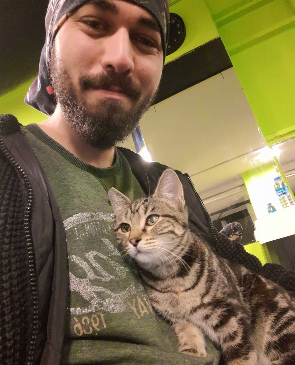 Samet Özgül, Gazi Üniversitesi öğrencisi ve Trendyol Go kuryesiydi. 5 Kasım 2022'de trafikte uyardığı 3 kişi tarafından saldırıya uğradı ve boğazından bıçaklanarak katledildi. 

Yerel mahkemede Halil İbrahim Demirci'ye indirimsiz müebbet, Mustafa Demirci ve Bülent Açıkgöz'e 12