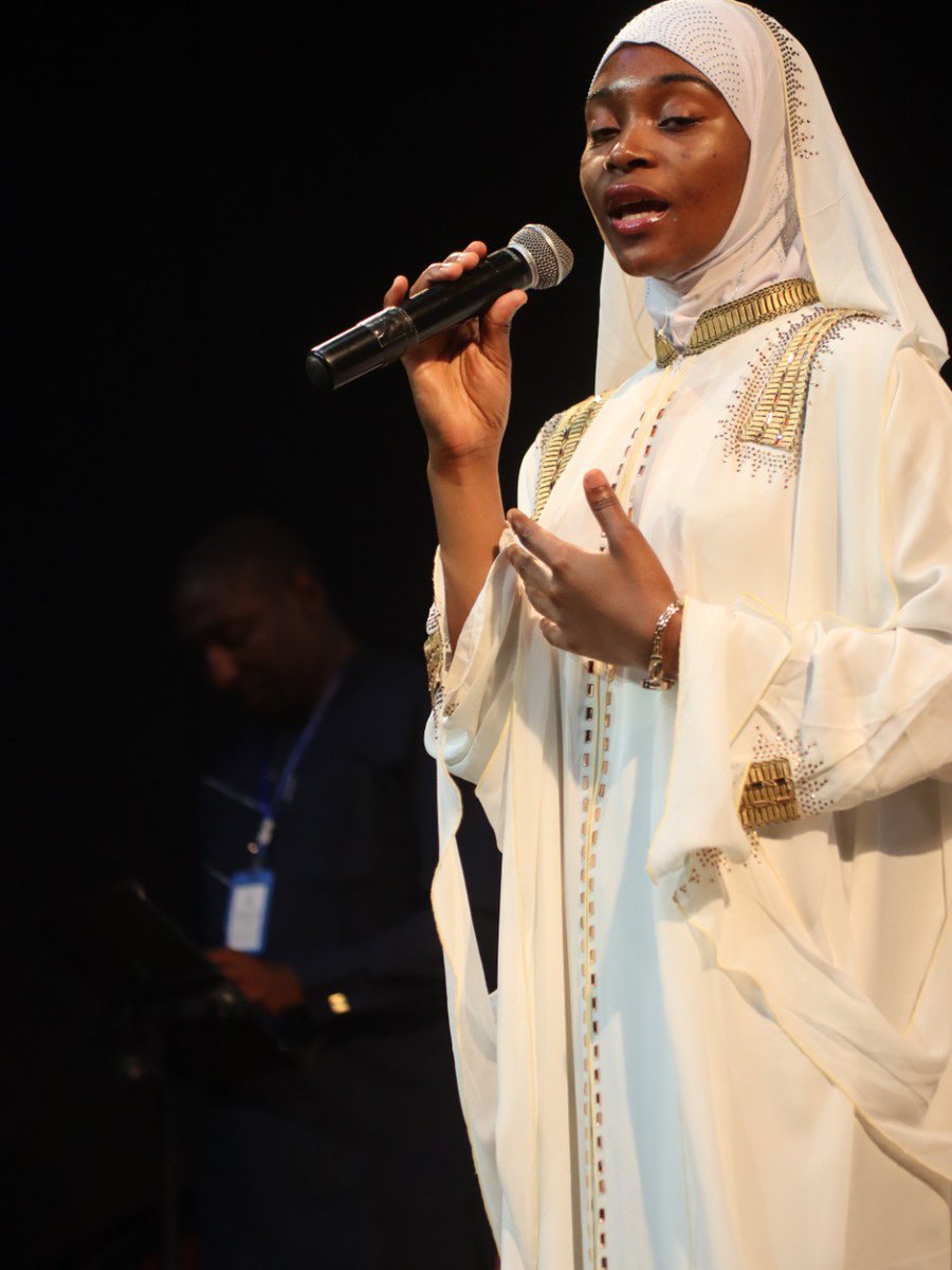 Elle est le coup de cœur du jury pour le Prix du Petit Écrivain Étudiant à l'international ! Une reconnaissance spéciale de <a href="/ChococamFMCG/">CHOCOCAM</a> pour cette talentueuse présélectionnée, qui a su conquérir le cœur du jury. Un parcours inspirant qui s'achève en beauté !