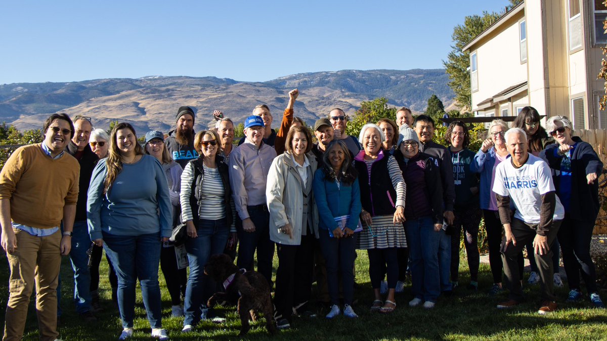 No better way to kick off early voting than with fired up volunteers here in Reno.

We’ve got 16 days to knock on doors, talk to our neighbors, and work to elect <a href="/KamalaHarris/">Kamala Harris</a>, <a href="/RosenforNevada/">Jacky Rosen</a>, and Democrats up and down the ticket. Like I always say - when we fight, we win!