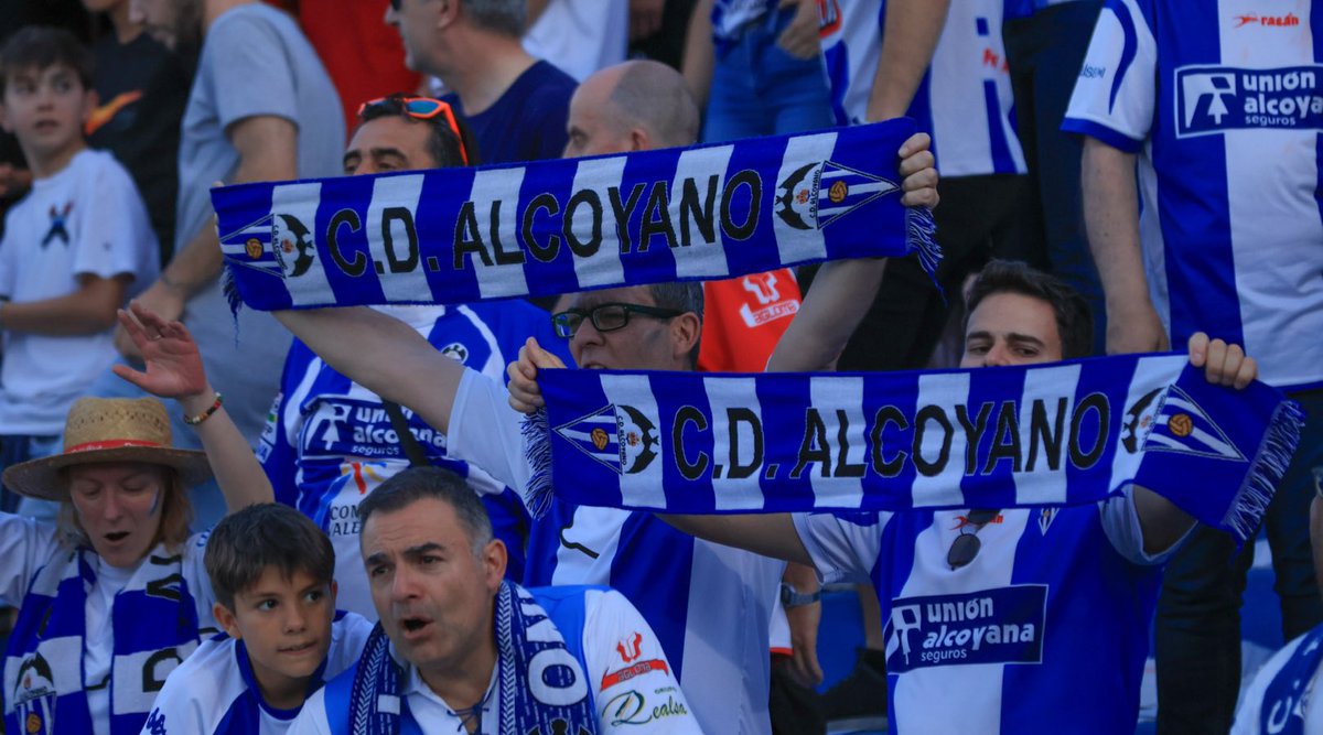 🎟️ 𝗔𝗕𝗢𝗡𝗢𝗦 | El #CDAlcoyano abre las puertas de sus oficinas mañana domingo a partir de las 16.00h para la realización de nuevos abonos.

#LMET🫵🏻