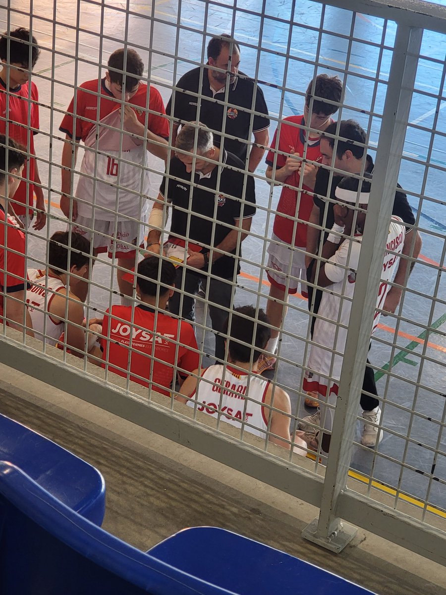 Pau del tio tweet media