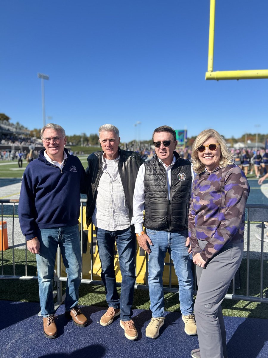 UNH homecoming salutes brother and sports hall of fame member John Demers along with sister Sue and brothers Bob and Jim. #nhpolitics