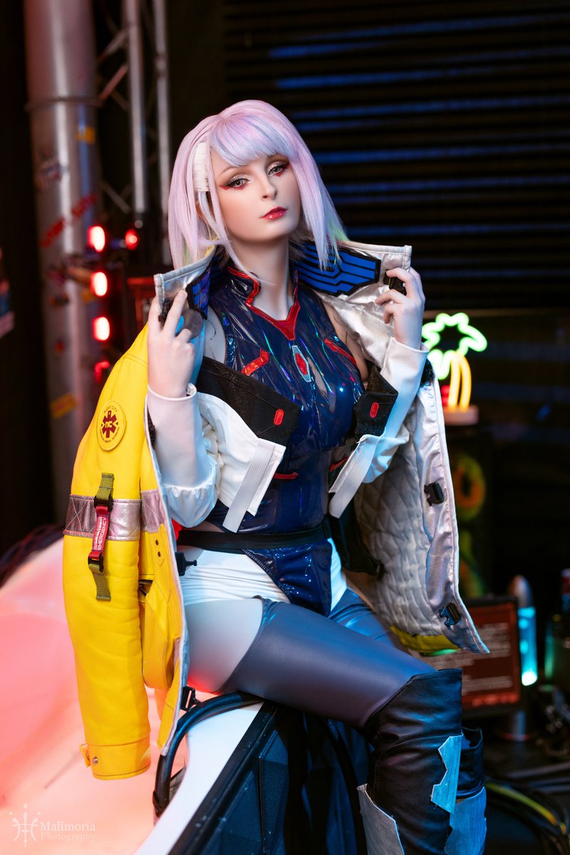 LenaCosplay's tweet photo. #LucyCyberpunk #cosplay from @dokidokicostume ✨ 📸: @malimoria #Netflix #COSPLAYMODE https://t.co/HtQJ4FImbP