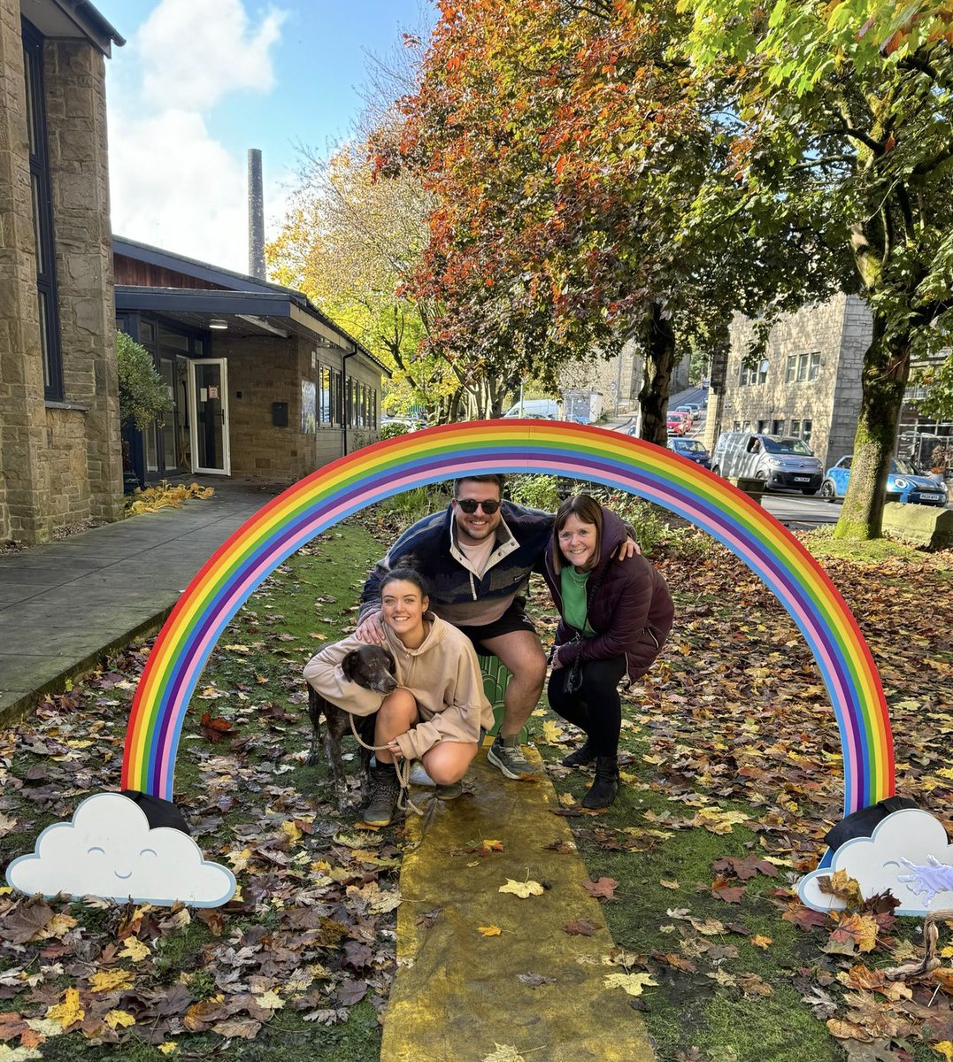 EileenKelly33's tweet photo. DAY 49 #Calderdale50Squared - the amazing #PumpkinTrail in #HebdenBridge then a lovely walk with family &amp; friends 🥰 More walking tonight as we’re going on a ghost walk in #Haworth  -  can’t wait! 👻
#walking #family #EveryDayActivity #friends #ghosts #ActiveCdale https://t.co/uDpWn8IpNW