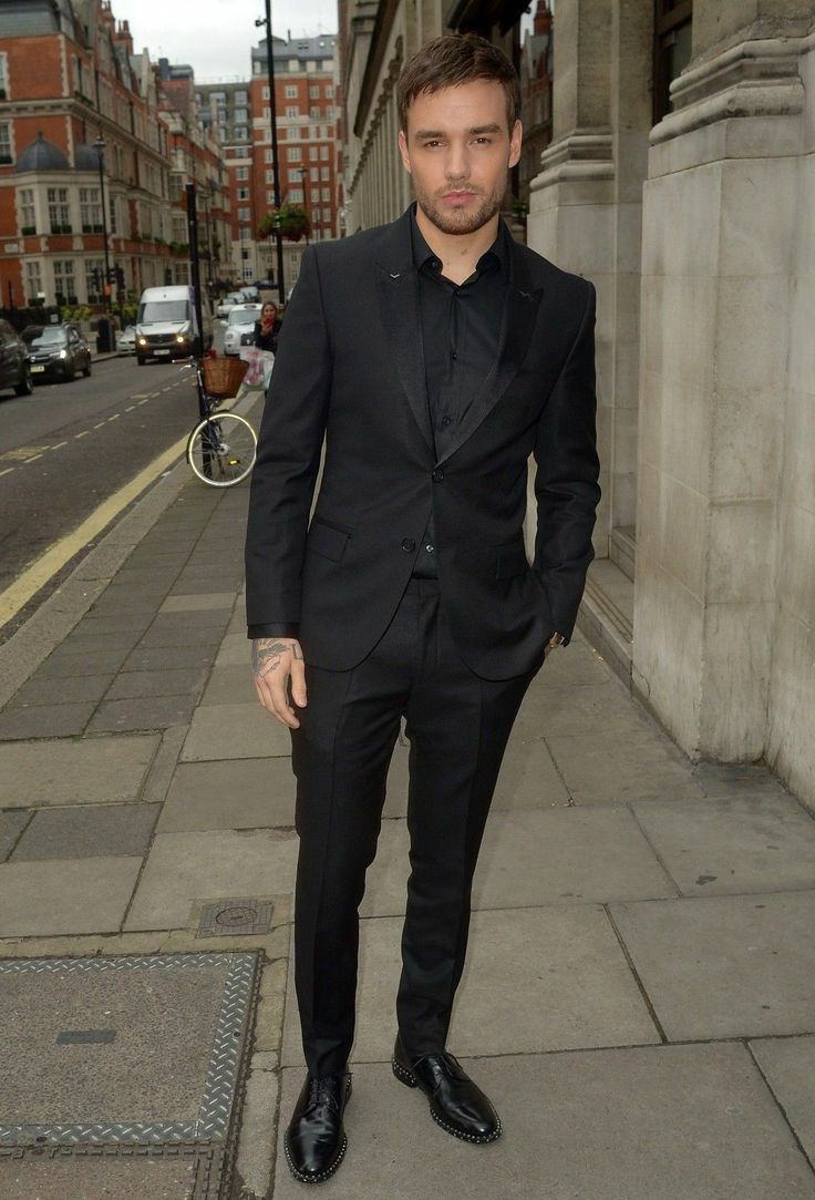 lonelyheartne's tweet photo. Más fotos del cuerpo de Liam Payne https://t.co/OtKqIdQba5