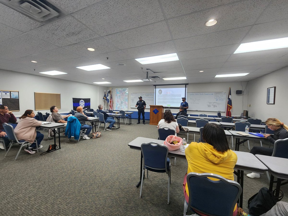 Explorer Advisors are at the Dallas Police Academy speaking to the Citizens Police Academy students about the Explorer Program. <a href="/DallasPD/">Dallas Police Dept</a> <a href="/DPDUnidos/">DPDUnidos</a> #CPA