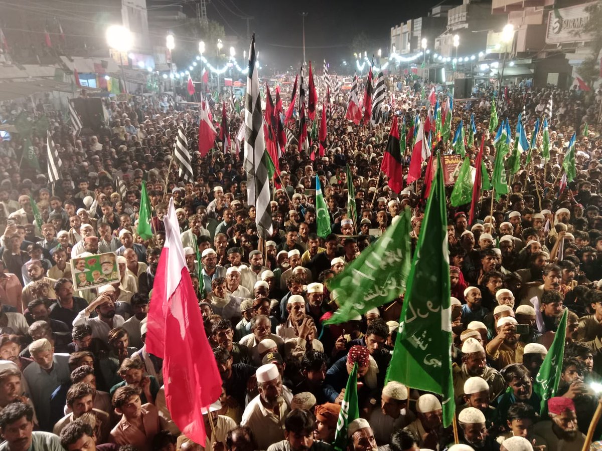 سنڌوء خاطر جھيڙو آ
#SaveIndusMovement
#NoMoreCanalsOnIndus
#سنڌو_دريا_بچايو_تحريڪ