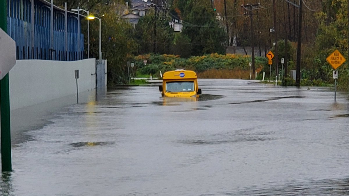 It's crazy in Burnaby right now, I have counted three cars, including a HandyDart bus stuck along Still Creek due to massive flooding. I spoke with a driver who got his car stuck so stay tuned to <a href="/CityNewsVAN/">CityNews Vancouver</a> for the latest.