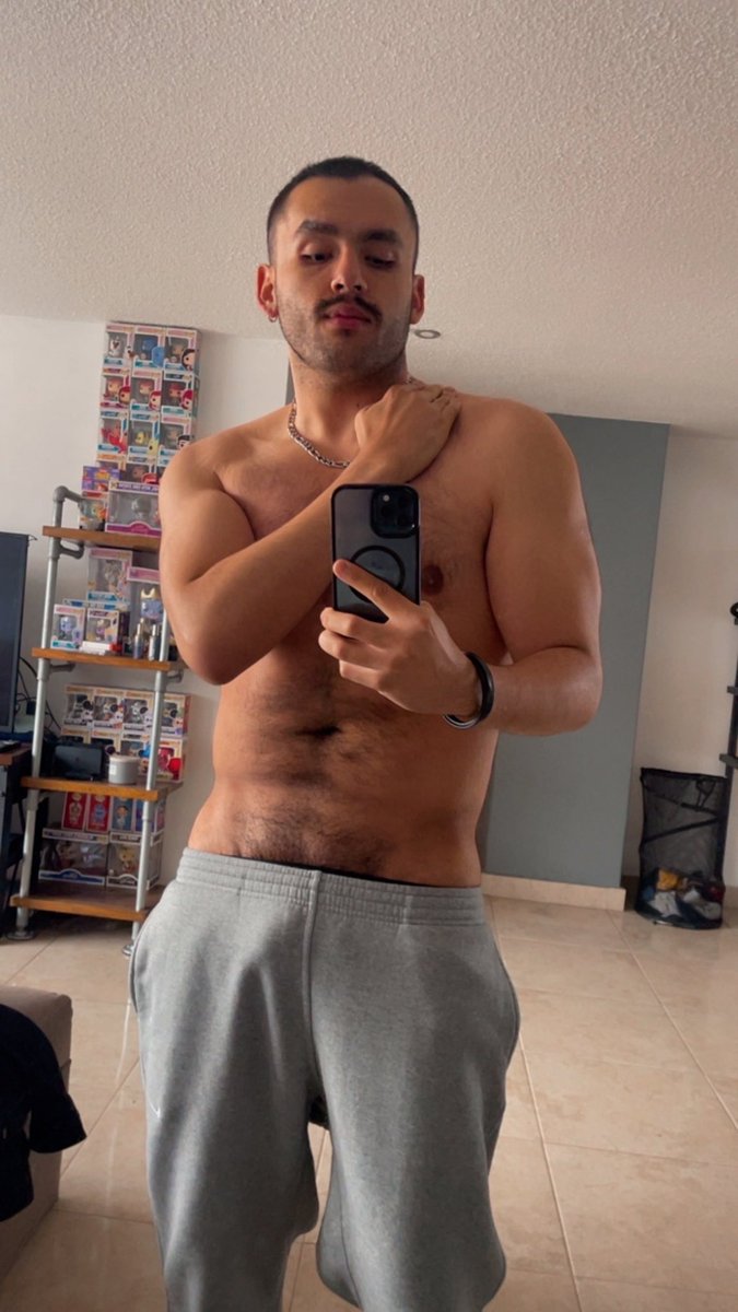 Aquí pasando a saludar