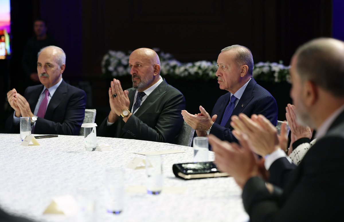 tcbestepe's tweet photo. “Türkiye'yi; demokrasiyle, kardeşlikle, adaletle ve özgürlükler temelinde büyüteceğiz” https://t.co/YBd0Jrzz8e https://t.co/H9D2E2mGK3
