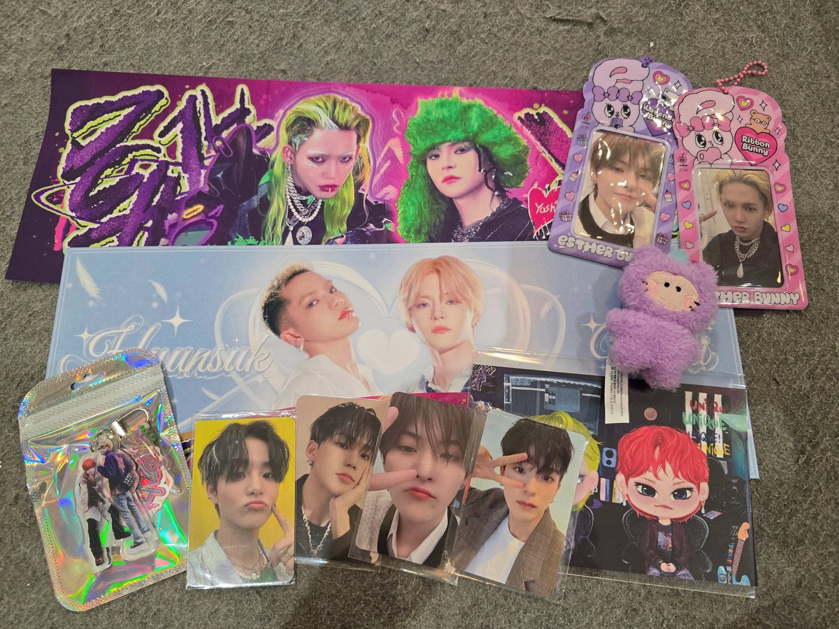 #EverySecondWithSUKYOSHI
ไปให้กำลังใจสตาฟกันเยอะๆน้า
เฟ่จัดดี swag มาก น้ำอร่อยด้วย 😎💕