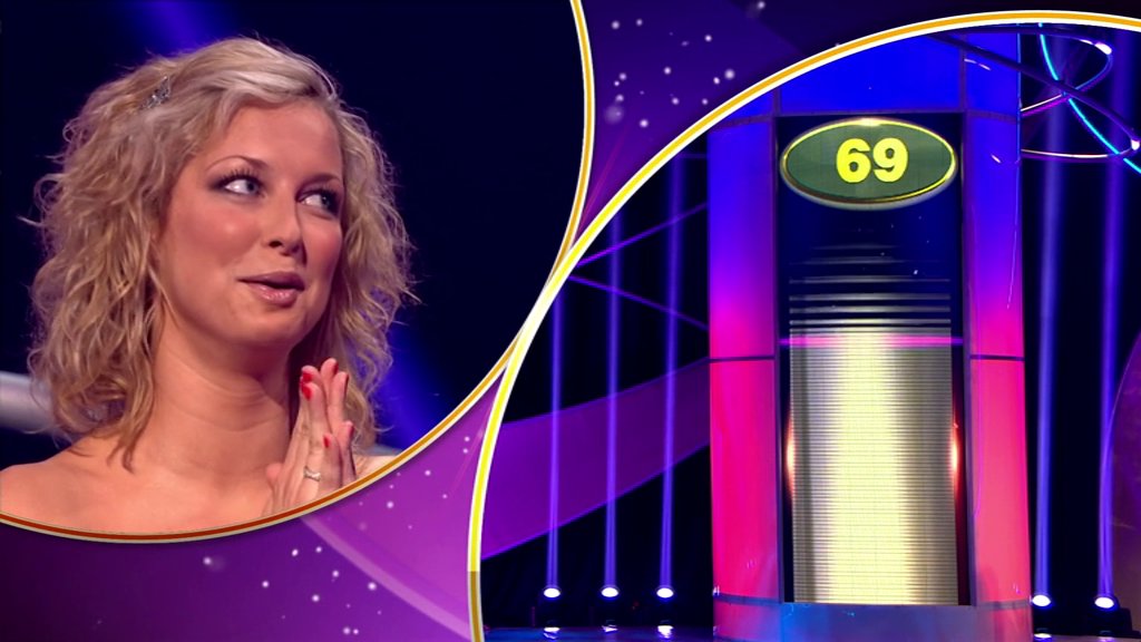 Pointless Celebrities Looking at 69 tweet media