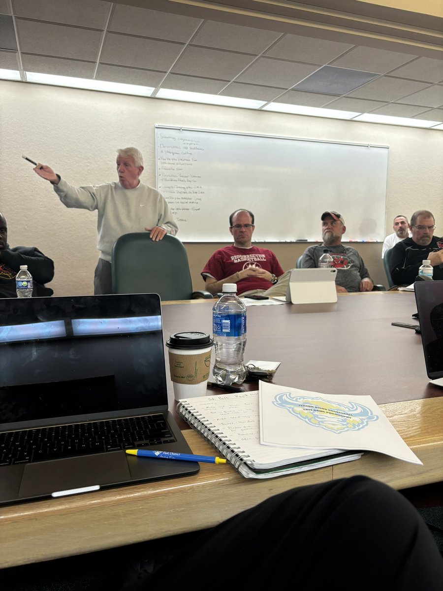 Thank you Coach Bailey and staff at <a href="/stpatrickhoops/">Saint Patrick Hoops</a> and the <a href="/ibcacoaches/">Illinois Basketball Coaches Association</a> for hosting a great coaches round table this morning.