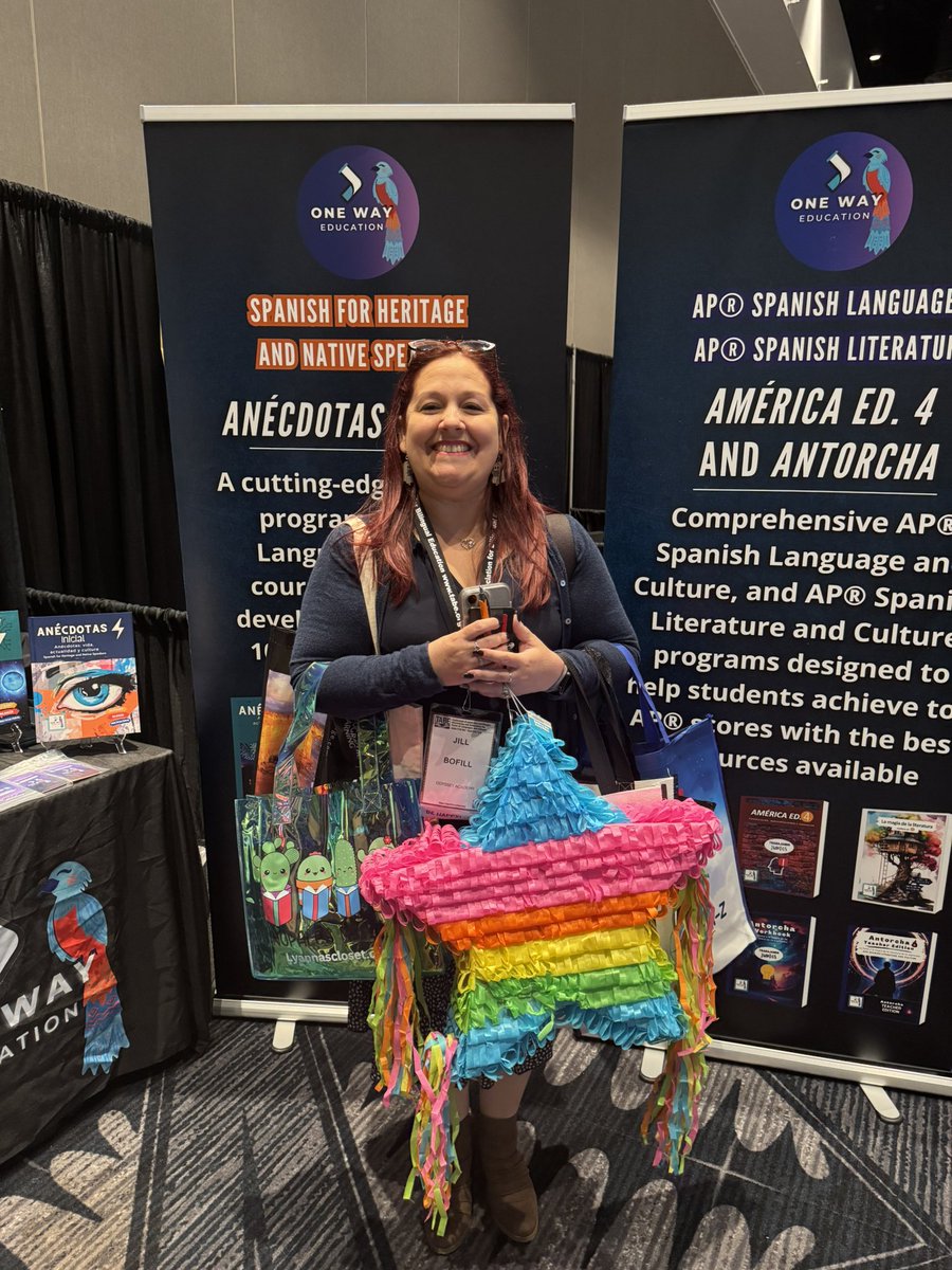 La maestra spun the wheel and won the piñata!

We’re having such a great time at @tabeorg.

Come visit us!
