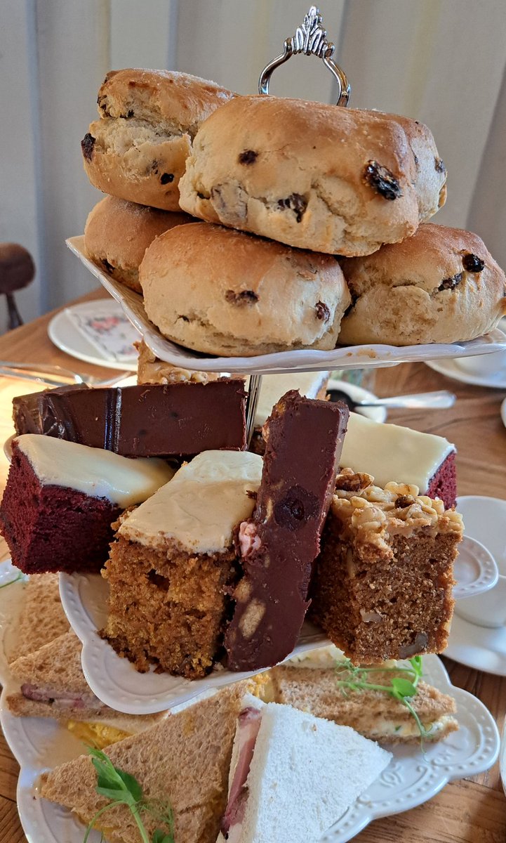 CurateDurrant's tweet photo. What a wonderful village occasion celebrating a dear parishioners 80th birthday! #JamBeforeCream https://t.co/xjWapHpf1J