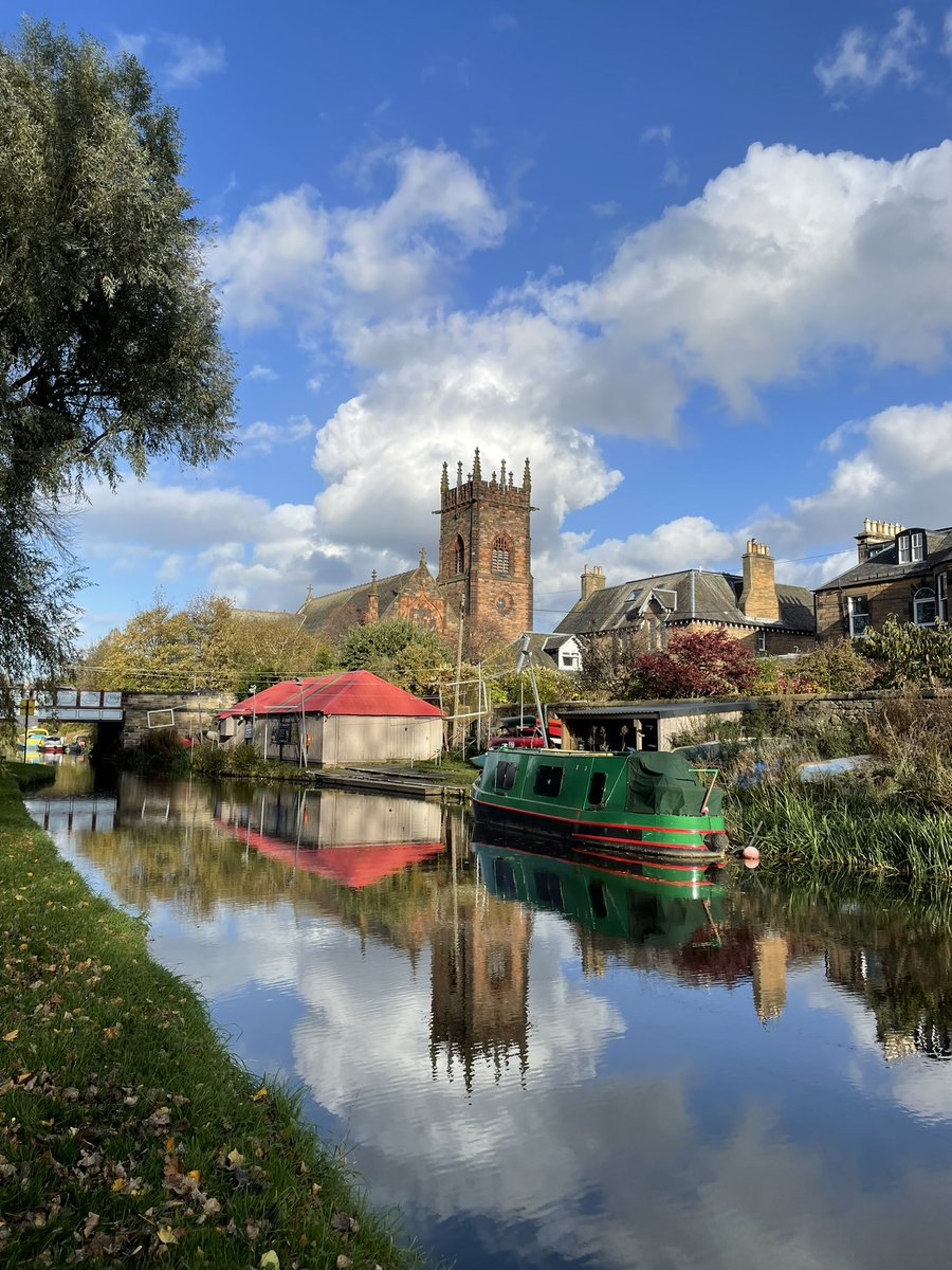 Cat Harvey tweet media