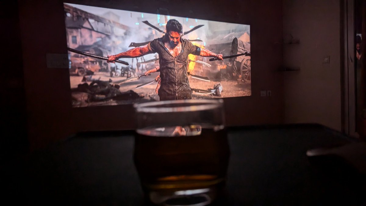 CkThoughtss's tweet photo. Weekend night...! Larger than life characterization. #Prabhas 🔥🔥🔥
Santhakiponaaaa..! 

The Man.. The Myth 

#PrabhasBirthdayJapan2024 #PrabhasBirthday #PrabhasBdayin4Days #SalaarCeaseFire #SalaarReRelease #SalaarSplShows @KA_Prabhasfc @PrabhasRaju @TrendsPrabhas @PrabhasRules https://t.co/8Wkewh3zX7