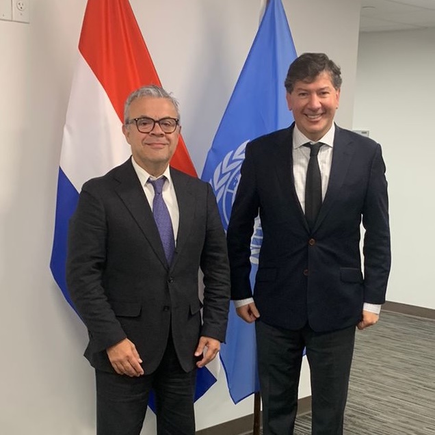 El Embajador de Paraguay ante las Naciones Unidas, Marcelo Scappini, y el nuevo Coordinador Residente, Igor Garafulic, acordaron que las 22 agencias de la ONU en Paraguay colaborarán para impulsar las prioridades de desarrollo del país.
<a href="/UN_SDG/">UN Sustainable Development Group 🇺🇳</a> <a href="/GarafulicIgor/">Igor Garafulic</a> <a href="/mreparaguay/">Ministerio de Relaciones Exteriores</a>