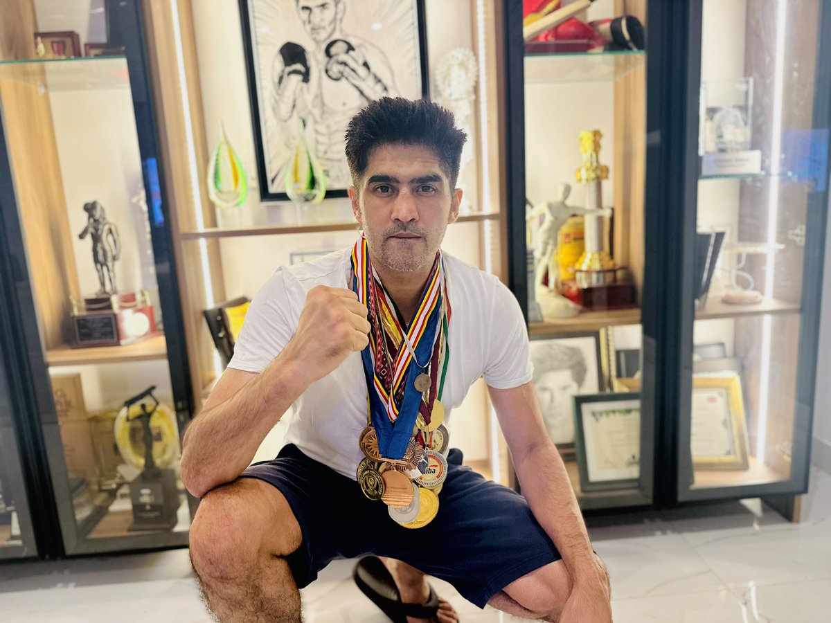 boxervijender's tweet photo. Thara bhai thari jaan 😁 https://t.co/VxkxgrRECm