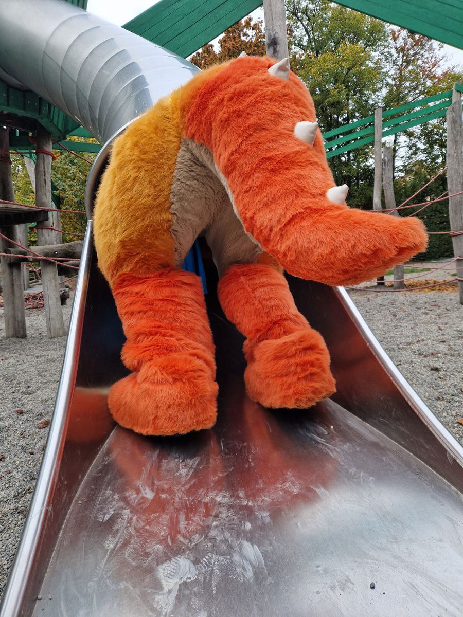 BlazinDevilify's tweet photo. Nope! No treats in the slide... why would you tell me there w- !! Hold up... what are you snapping pics of? o_o https://t.co/oe5xrKNPxB
