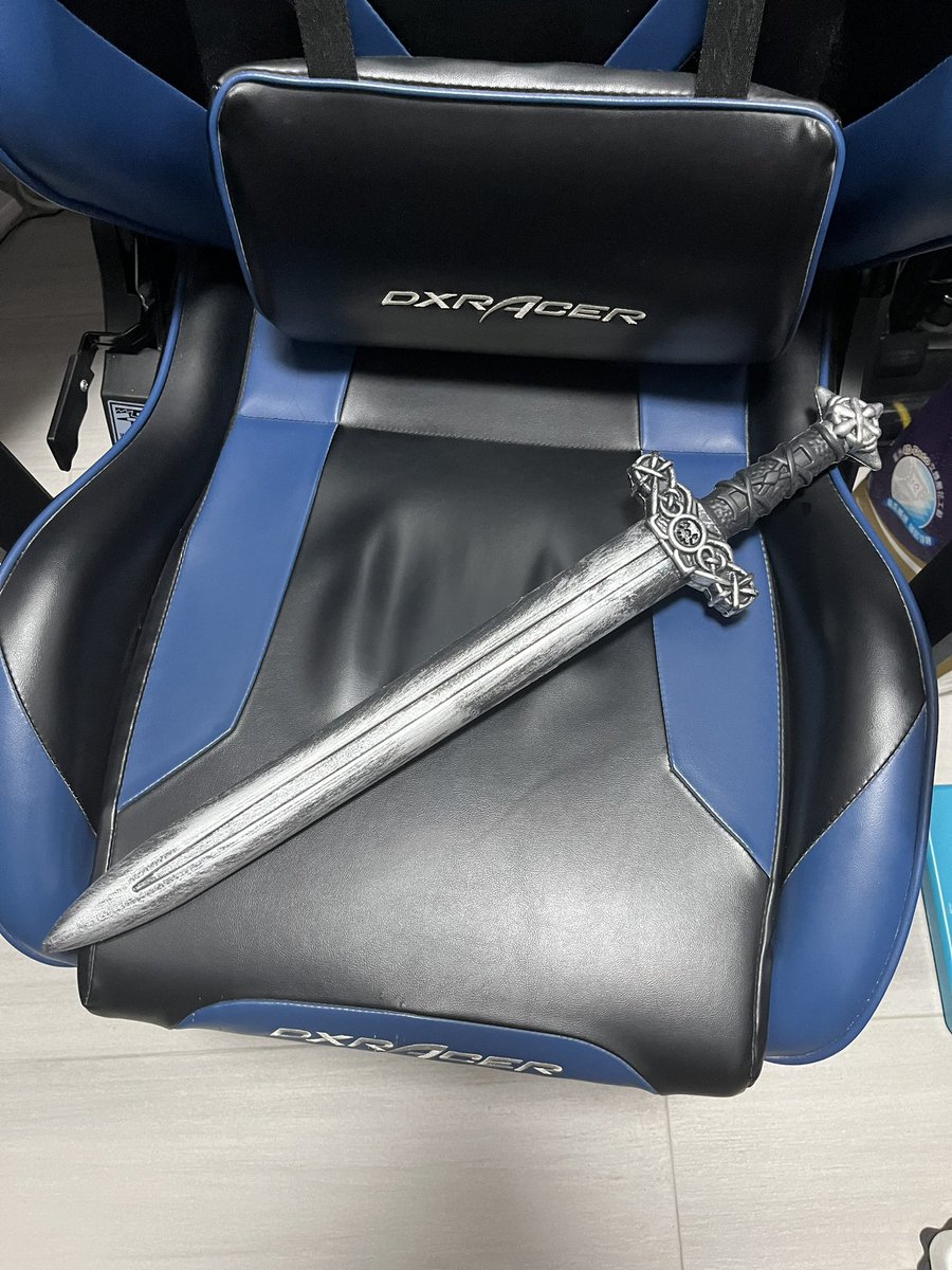 UEG1542's tweet image. Sword rating?
#shirouday