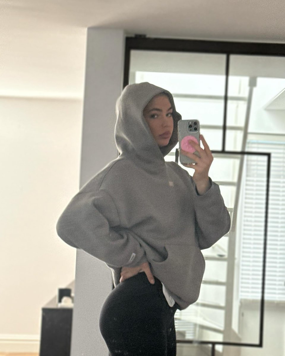 Jutta Leerdam tweet media