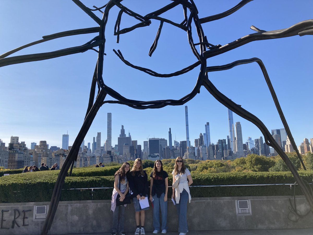 PipersSenior's tweet image. Great morning in New York. Visiting the MET and getting a huge amount of inspiration, followed by lunch. #PipersFutureReady #PipersInspire