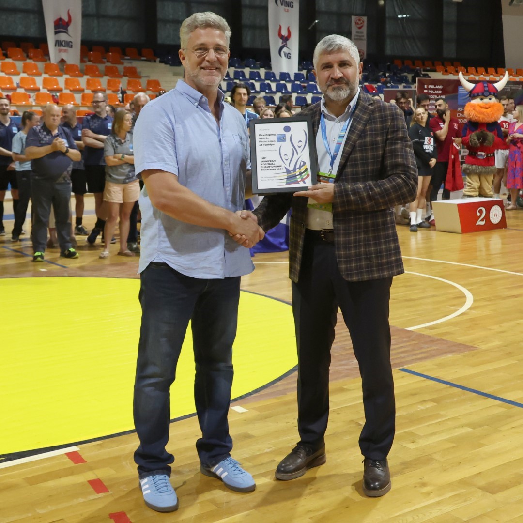 korfball's tweet image. #EKCB | #MedalCeremony Image Gallery (I) | #Day6

🏆 IKF European Korfball Championship B-Division 2024
🗓️ 14-19 Oct 📍 Kemer, TUR 🇹🇷
📺📈📰 Info, streams &amp;amp; results: korfball.sport/?p=40168
📷 Marco Spelten

#korfball #TheMixedGenderSport #korfbal #corfebol #korfbol #corfbol