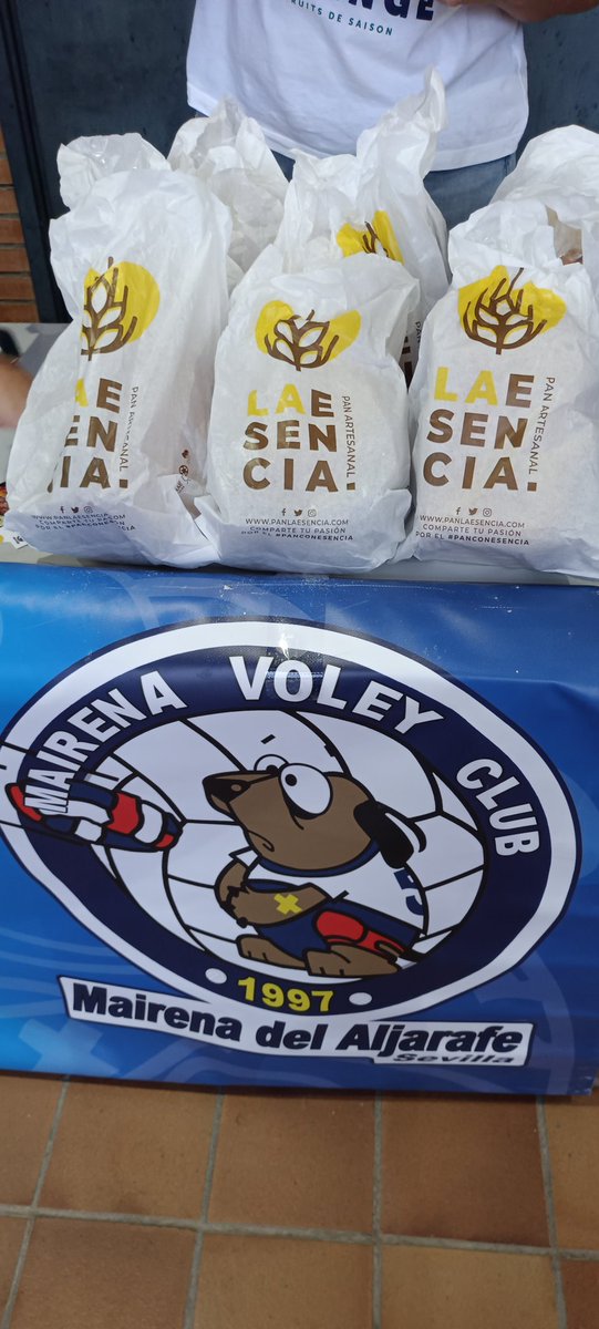 Mairenavoley's tweet photo. En 20 minutos, EMPEZAMOS!!!💪

SUPERLIGA en @MairenaAljarafe !!🇪🇸

Y vamos a sortear MUCHOS REGALOS!!😬🎁👕💥

ENTRADA GRATUITA!!🎟️
@laesencia
@Iberitos
@lacalleburger
@BrillanteES https://t.co/tFvIoGu1l5
