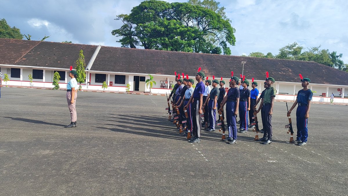 GP_HQ_EKM_NCC's tweet image. Pre IGC RDC 2 at Naval Base Kochi! The cadets sharpened their skills in a high-intensity environment. 
Precision and discipline were the focus as we geared up for the big stage. #IGC2024 #NCCTraining 
@HQ_DG_NCC
@NCC_KER_LAK_DTE
