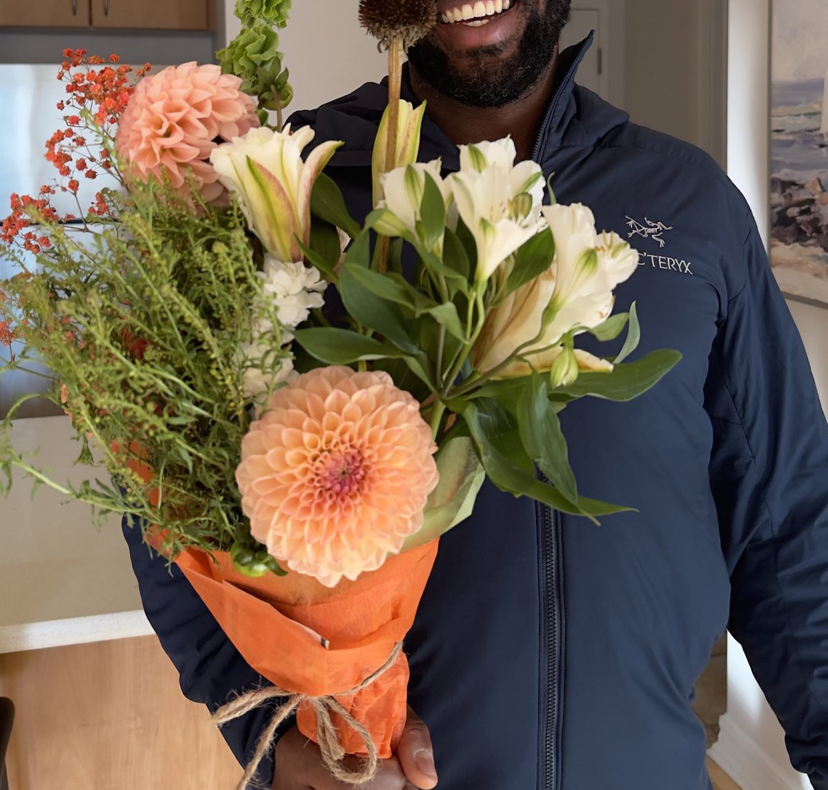 an autumn themed bouquet 🥹