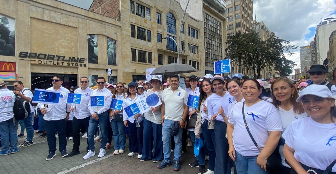 LinaPinzonAr's tweet photo. #𝗧𝗼𝗱𝗼𝘀𝗨𝗻𝗶𝗱𝗼𝘀𝗣𝗼𝗿𝗟𝗮𝗡𝗶ñ𝗲𝘇

El @PartidoMIRA acompañó la marcha por la niñez. Un espacio para elevar nuestra voz por la protección de los derechos de nuestros niños. 

Siempre desde el respeto y procurando que como sociedad trabajemos en armonía por ellos. https://t.co/KFItvCMqNT