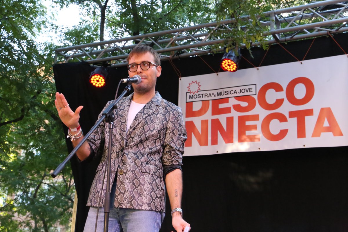 desconnecta tweet media