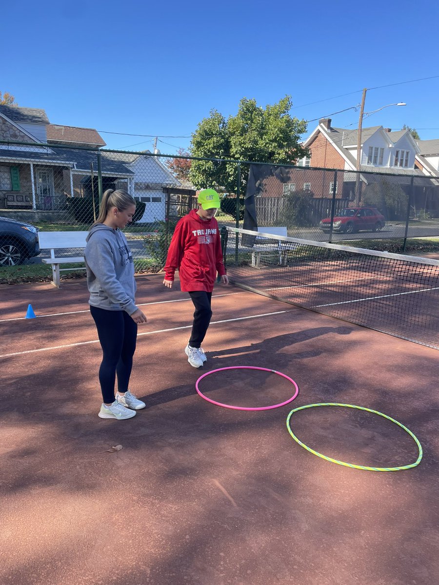 MoravianTennis's tweet photo. Year 4 volunteering with @usta and @LSAAutismTennis ! 🎾 It’s always so much fun playing games with the kids and sharing our love for tennis. We had an amazing time and can’t wait to do it again next year! https://t.co/84gnU9vdi2