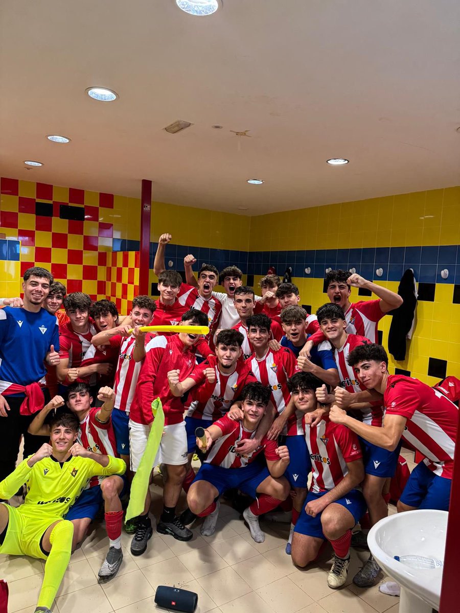 ✅ VICTORIA del #JuvenilA frente a la U.D. Fuente de Cantos en la jornada 8 #LigaNacionalJuvenil

3️⃣ #JuvenilA 
1️⃣ UD Fuente de Cantos

⚽️Sergio Fernández
⚽️Borja
⚽️Frontelo

#HacemosCantera 🔴⚪️