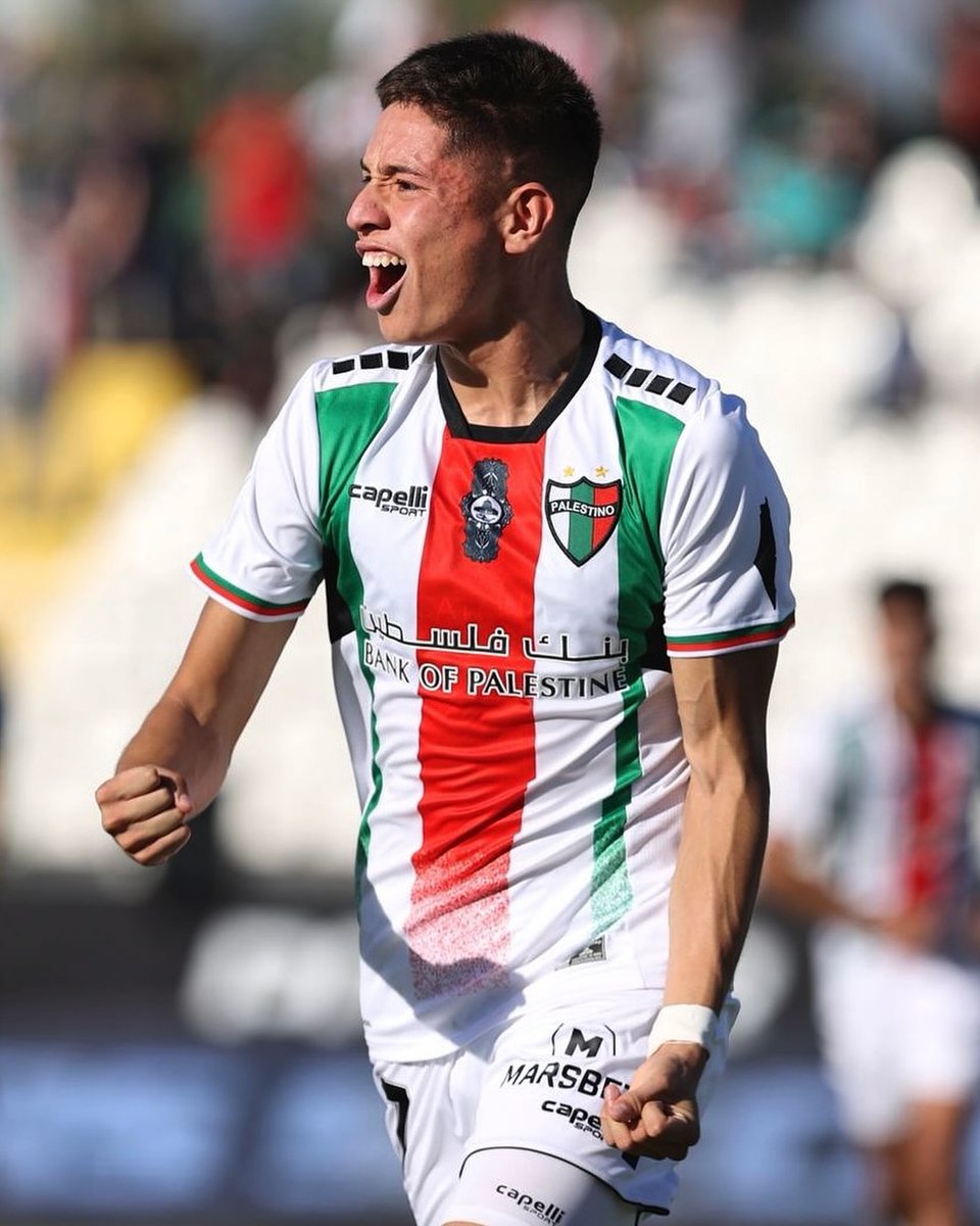 juuuliaaaaan's tweet photo. Iván Román (18) es uno de los objetivos de Colo-Colo para la próxima temporada. Interesa por su buen rendimiento y porque en unos meses se puede dar la salida de Alan Saldivia o Maximiliano Falcón.

Otro punto interesante para Colo-Colo es que el defensa suma minutos sub 21. https://t.co/88HWl7bsDk