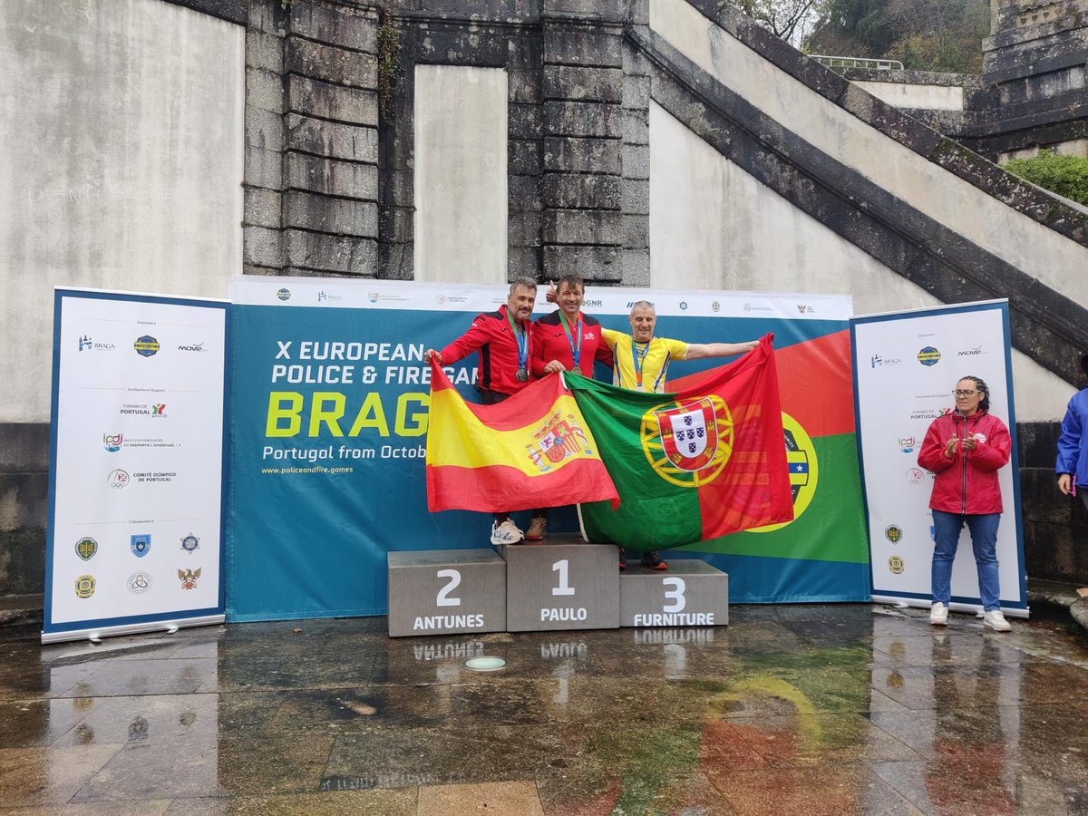 📣Exitazo de nuestros <a href="/BomberosMad/">Bomberos Madrid</a> en los Juegos Europeos de Policías y Bomberos, celebrados en #Braga, Portugal👏🏻👏🏻

👉 Vienen cargados de medallas en disciplinas como escalada, trepa de cuerda, ciclismo, carrera vertical o ultimate firefighter

🥇🥈🥉
European Police&amp;Fire Games