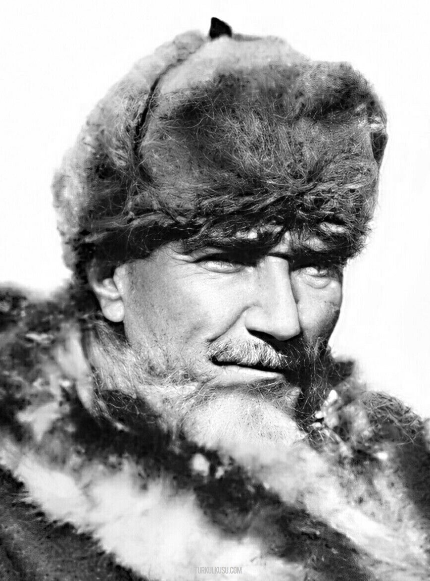 "Ülkeniz sizindir, Türklerindir."

Mustafa Kemal Atatürk