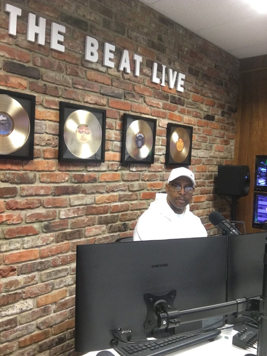 thebeatlive1's tweet photo. The Beat Live Radio https://t.co/eUbPEiCRcf
