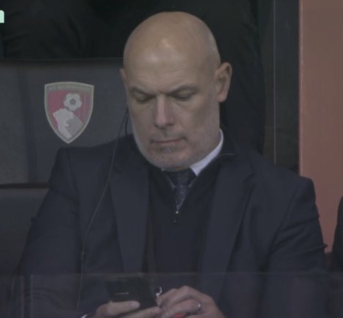 Matt5cott's tweet photo. Howard Webb’s PGMOL, pre-season: “Referee’s call will be introduced. It means the referee’s on-field decision is critical.”

Howard Webb, today: https://t.co/IAp2fwMRuq