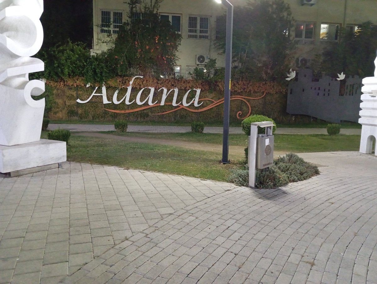 Seni seviyorum adana👭