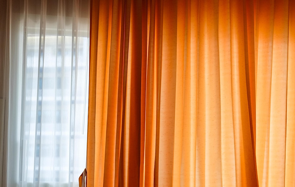 On November 3rd, Stellarum will present ""The Sacred Veil,"" an extraordinary collaboration between Eric Whitacre and poet/lyricist Charles Anthony Silvestri telling a story of life, love and loss.

Find this and other concerts: sdsings.org/calendar/