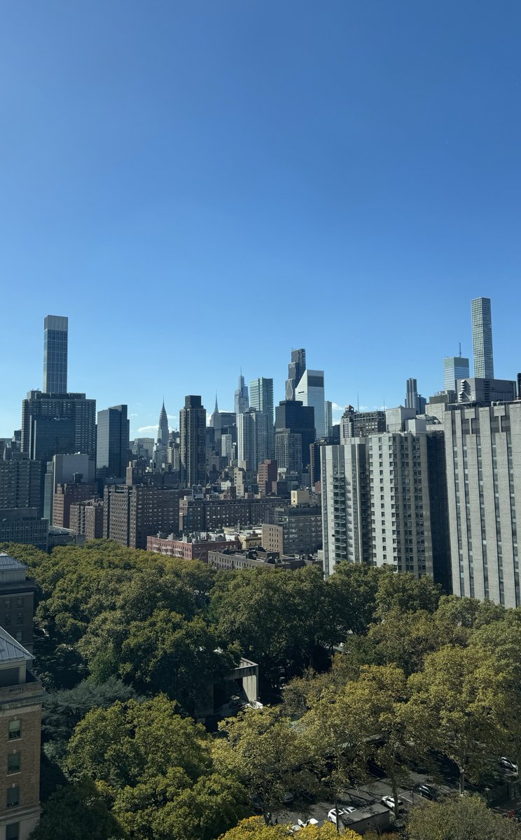 JoshKotlyar's tweet photo. Had the best 4 weeks at @WeillCornell Dermatology! Grateful for the amazing faculty, residents, and staff who made this rotation so special. #dermtwitter #WCMDermatology https://t.co/eW6enzA3fT