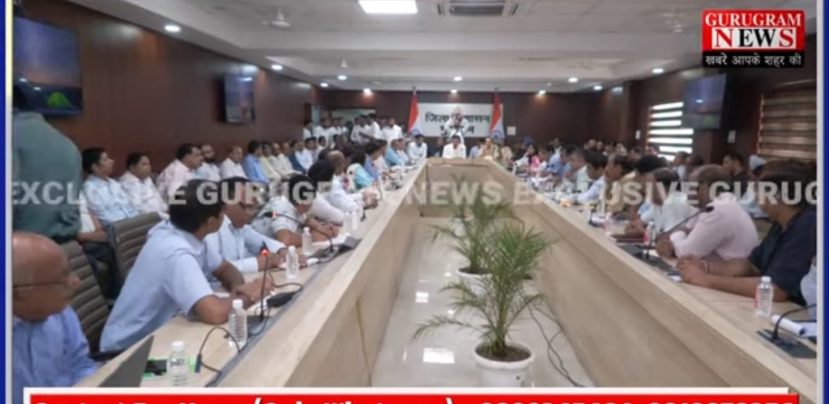 SethiRuchikaT's tweet image. माननीय मंत्री और कुछ अन्य लोगों को गिलास में पानी दिया ,लेकिन अधिकतरअधिकारीयो को #SUP बोतल #plasticpollution 
प्लास्टिक प्रदूषण से निपटने के लिए जिला प्रशासन को सबसे पहले #GreenProtocol   शुरू करे and set an example.@RaoNarbir ji कृपया @DC_Gurugram को SUP रोकने का निर्देश दें l