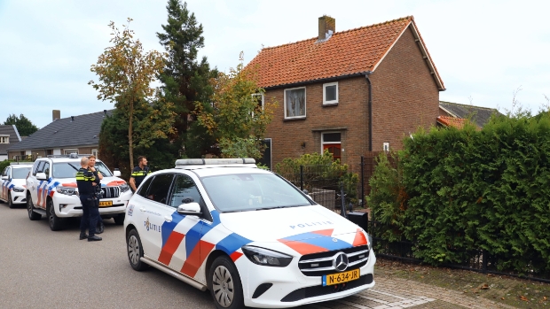 Steekincident bij hoekwoning in Waardenburg