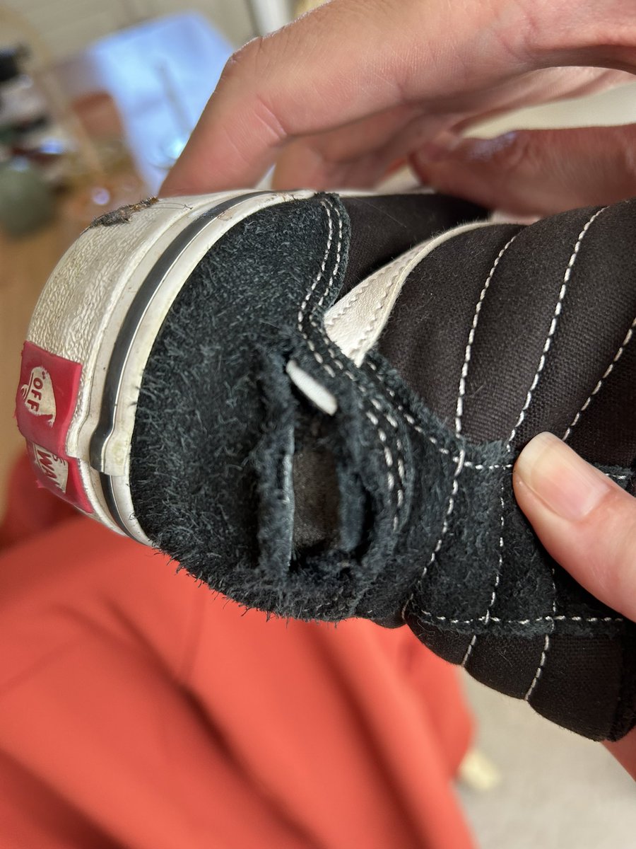 anniecathofmann's tweet photo. I bought these @Vans for my kid at @Kohls less than two months ago and they’re already falling apart. https://t.co/PgikjAqvuR