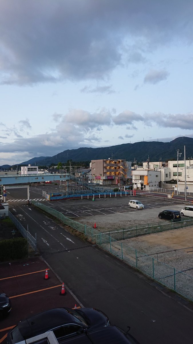 da641227's tweet photo. おはようございます
天気は良さそうですね。
ただ寒い！ https://t.co/nRkBejffkZ