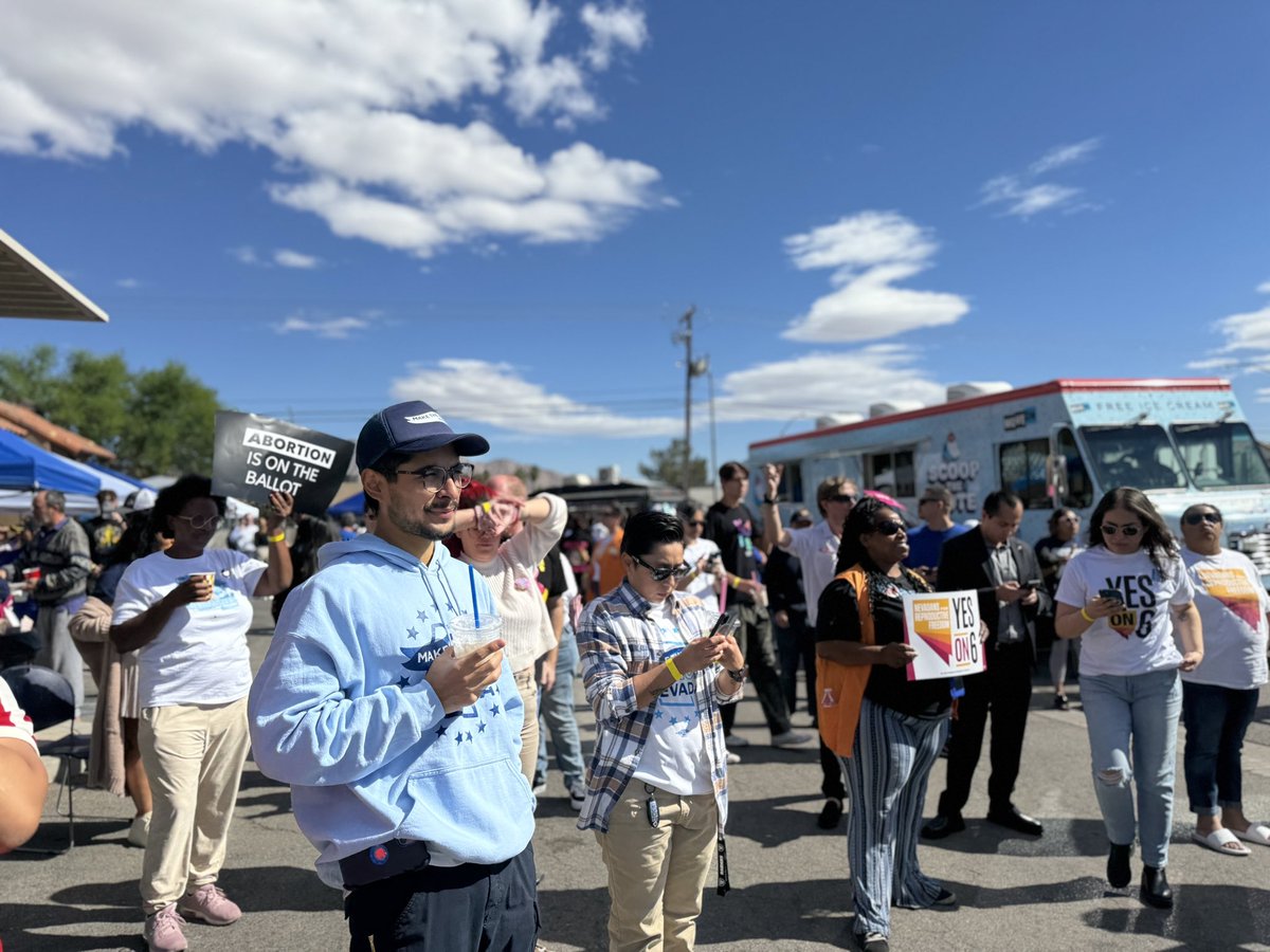 makeroadactNV's tweet image. 🚨 Happening TODAY! @NV4ReproFreedom is hosting the Yes on 6 Early Vote Block Party &amp;amp; Kickoff! 🎉

Join us with @JustinaMachado, @GinaTorres, IL @GovPritzker &amp;amp; more! 🗳️
Let’s get out and vote for #YesOn6! #VoteEarlyNV

👉 RSVP here: ow.ly/nzqN50TNXJT