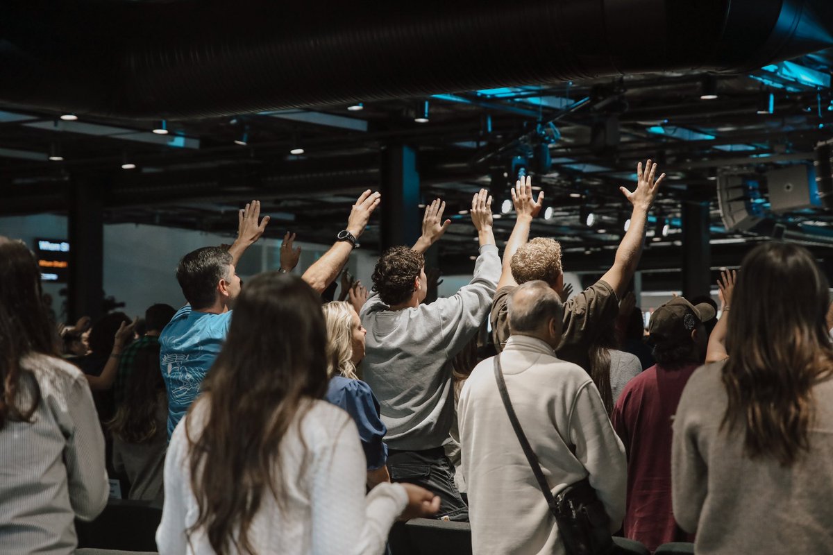 FreeChapelOC's tweet photo. Tomorrow is a great day for church! 🙌 Join us for worship and a message from Pastor @Jentezen LIVE here at our Orange County campus! 👏

⏰ Sunday at 9AM + 11AM
⛪️ 2777 McGaw Ave, Irvine, CA 92614 https://t.co/mmnKRWUmry
